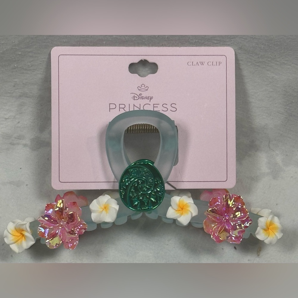 NWT Bioworld Disney Princess Moana Floral hair Claw Clip